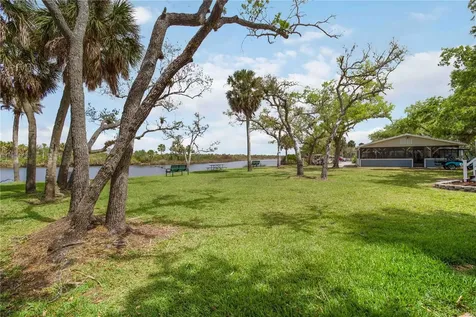 1300 N River Road Venice FL 34293