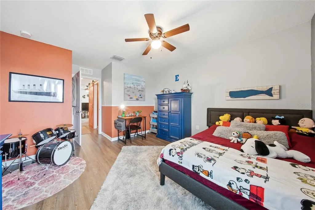 10101 Mangrove Well Road Ruskin FL 33573