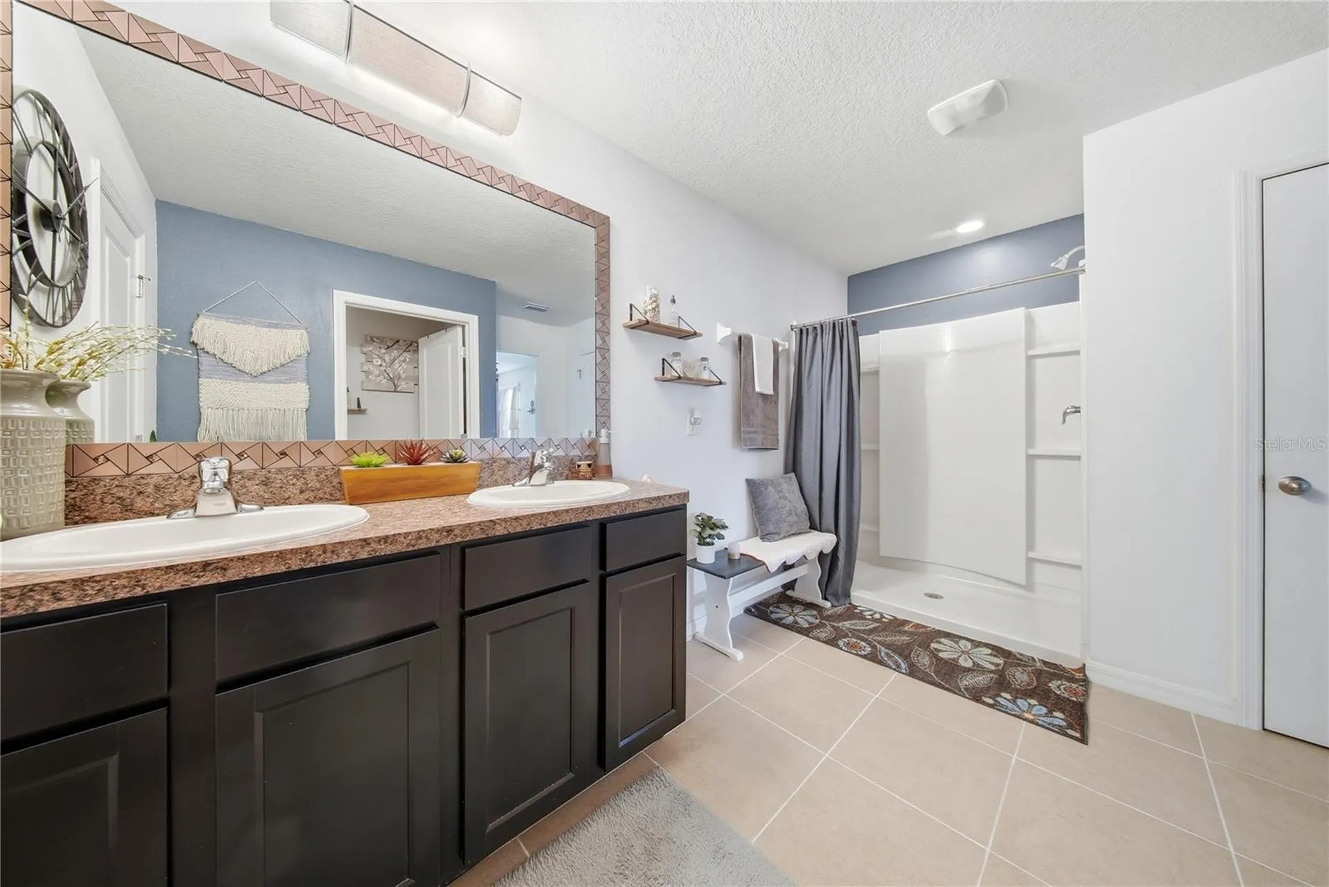 10101 Mangrove Well Road Ruskin FL 33573