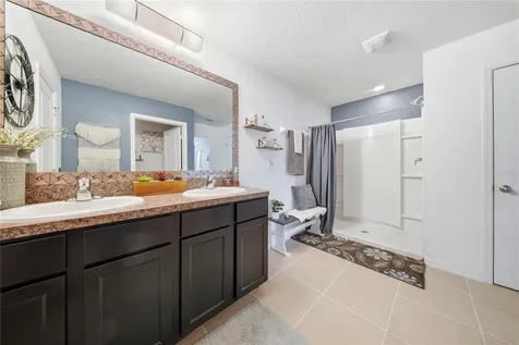 10101 Mangrove Well Road Ruskin FL 33573