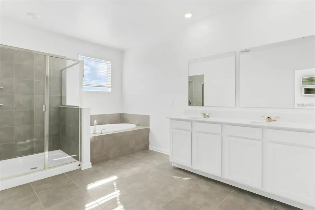 353 Bogey Drive Davenport FL 33896