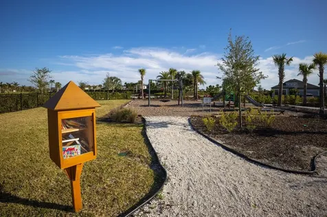 4528 Pond Brook Court Bradenton FL 34211