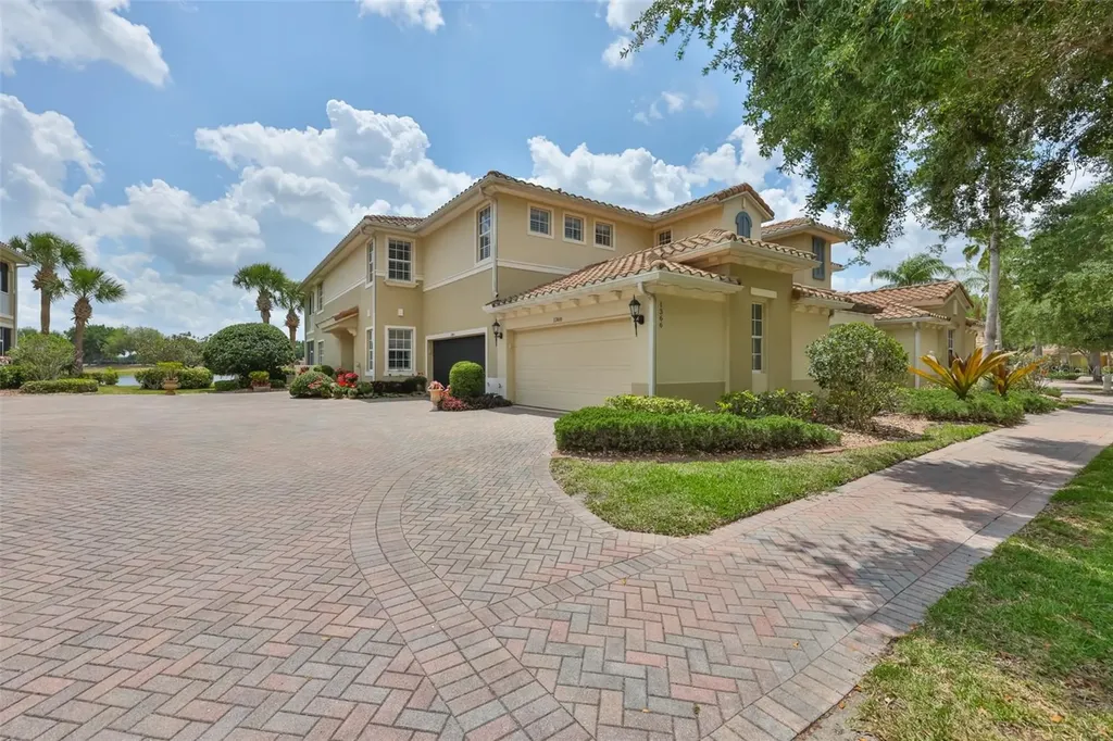 1368 Emerald Dunes Drive Sun City Center FL 33573