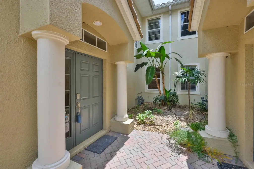 1368 Emerald Dunes Drive Sun City Center FL 33573