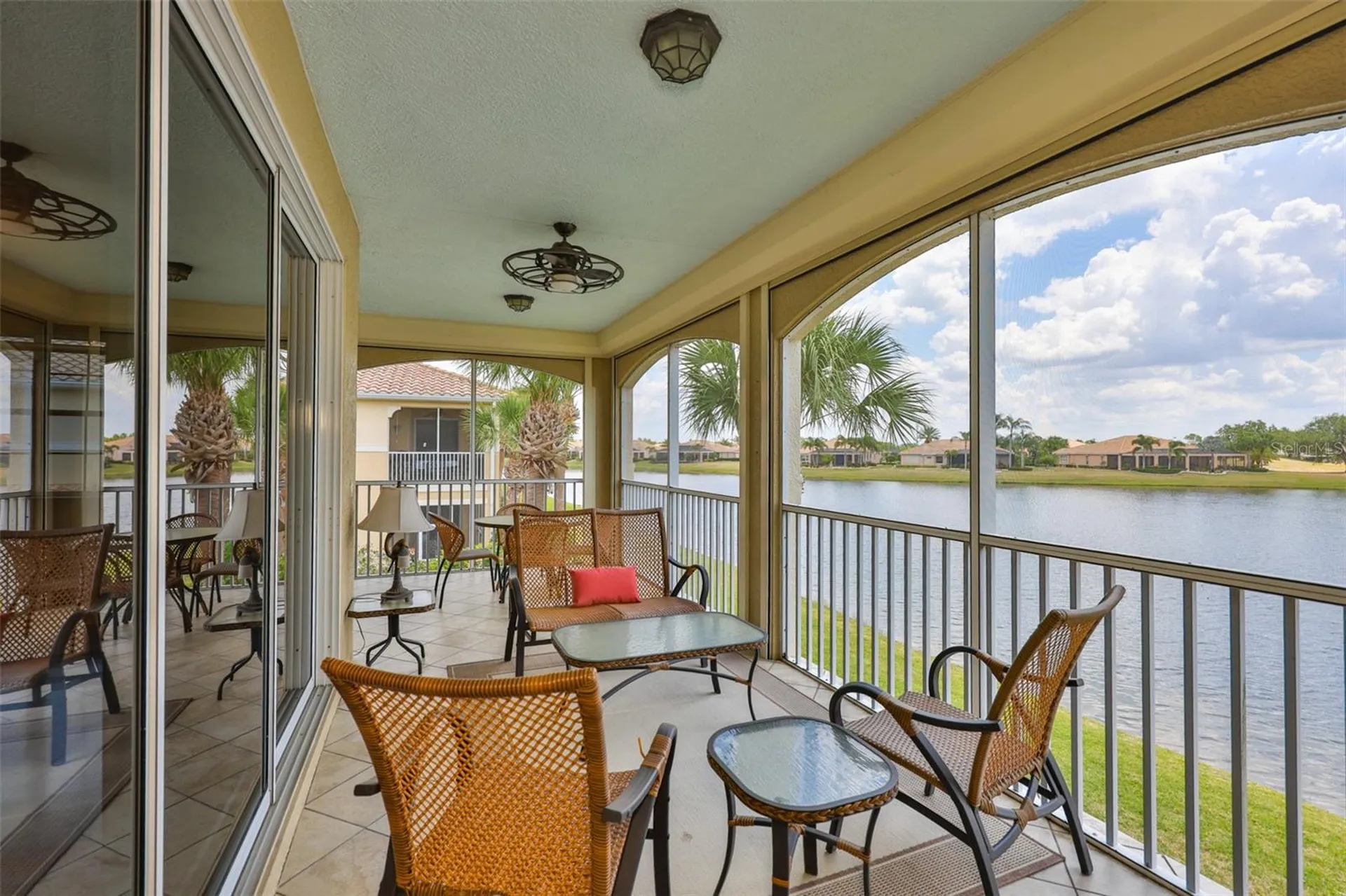 1368 Emerald Dunes Drive Sun City Center FL 33573
