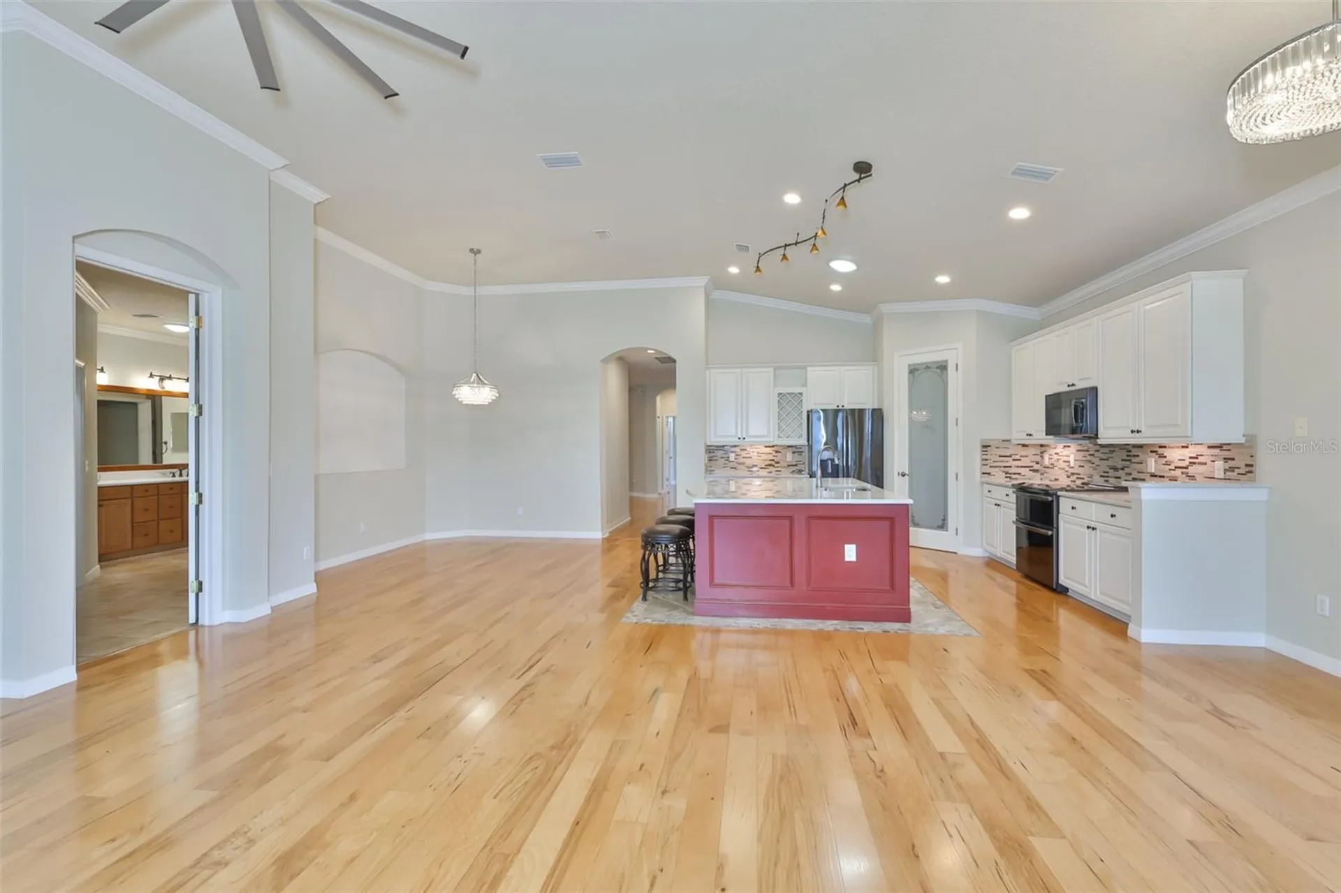 1368 Emerald Dunes Drive Sun City Center FL 33573