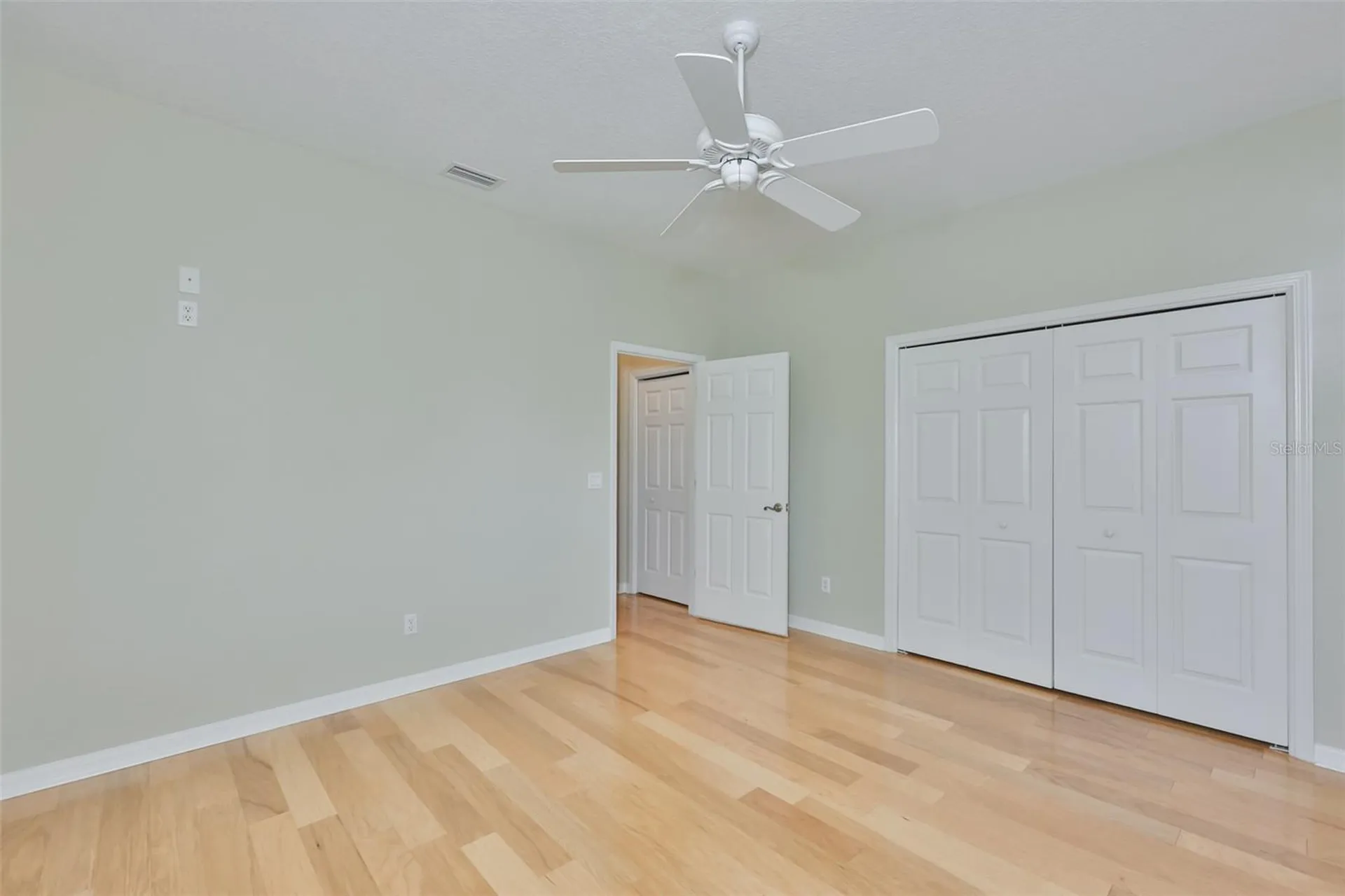 1368 Emerald Dunes Drive Sun City Center FL 33573