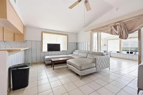 505 3rd Street Cedar Key FL 32625