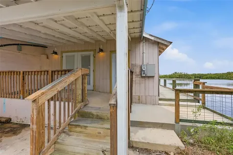 505 3rd Street Cedar Key FL 32625
