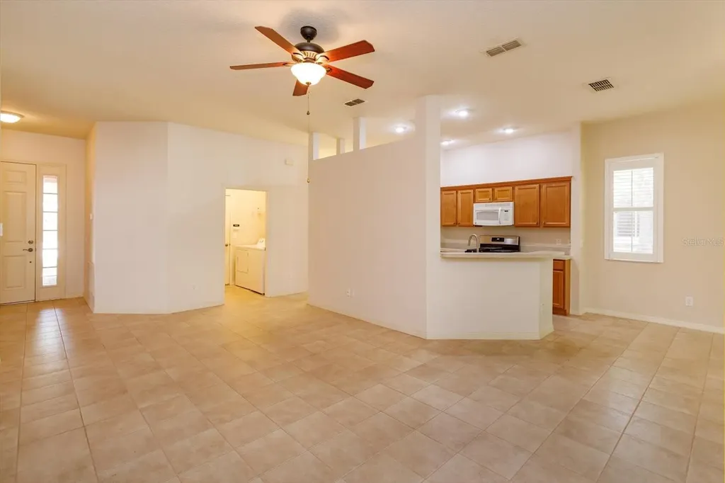 120 Crepe Myrtle Drive Groveland FL 34736