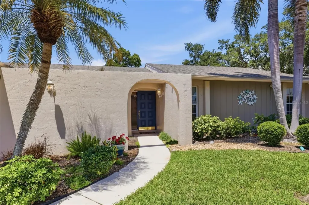 5455 Foxwood Drive Sarasota FL 34232