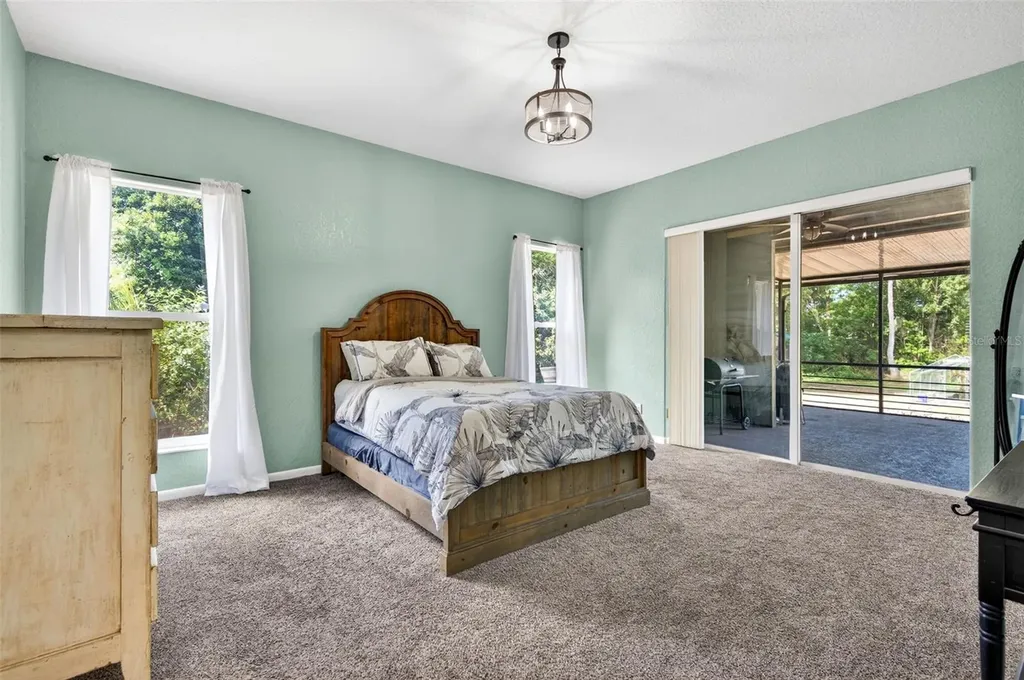 2603 Cathedral Oaks Place Plant City FL 33565
