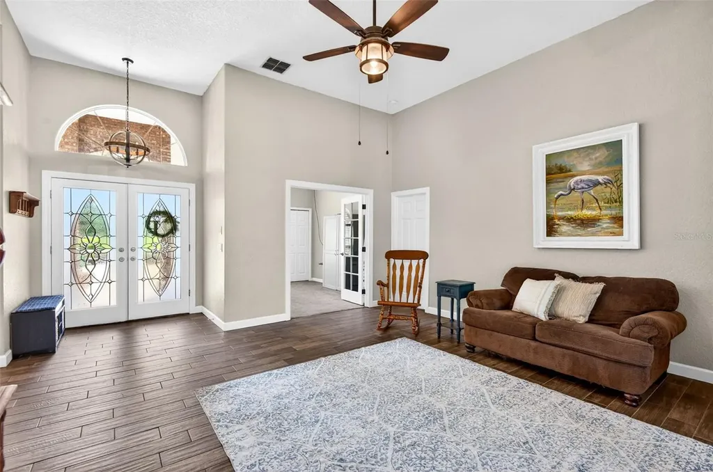 2603 Cathedral Oaks Place Plant City FL 33565