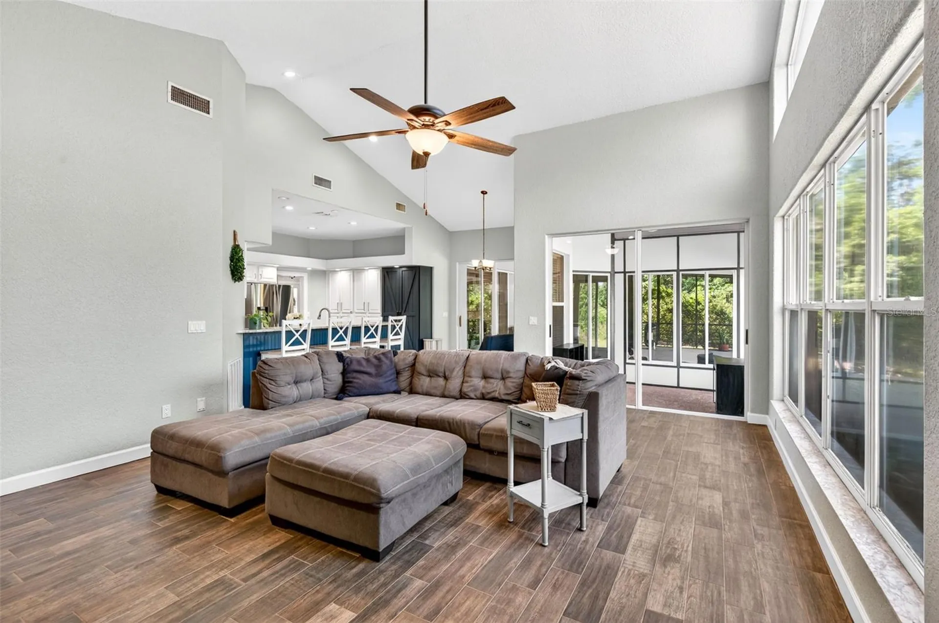 2603 Cathedral Oaks Place Plant City FL 33565