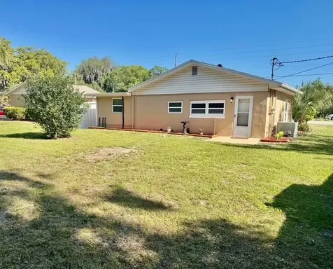 910 W French Avenue Orange City FL 32763