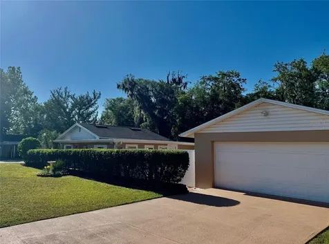910 W French Avenue Orange City FL 32763