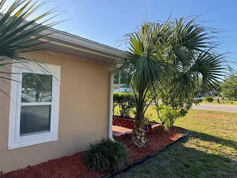 910 W French Avenue Orange City FL 32763