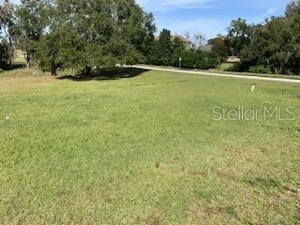 12725 E Ridgeview Court Dade City FL 33525