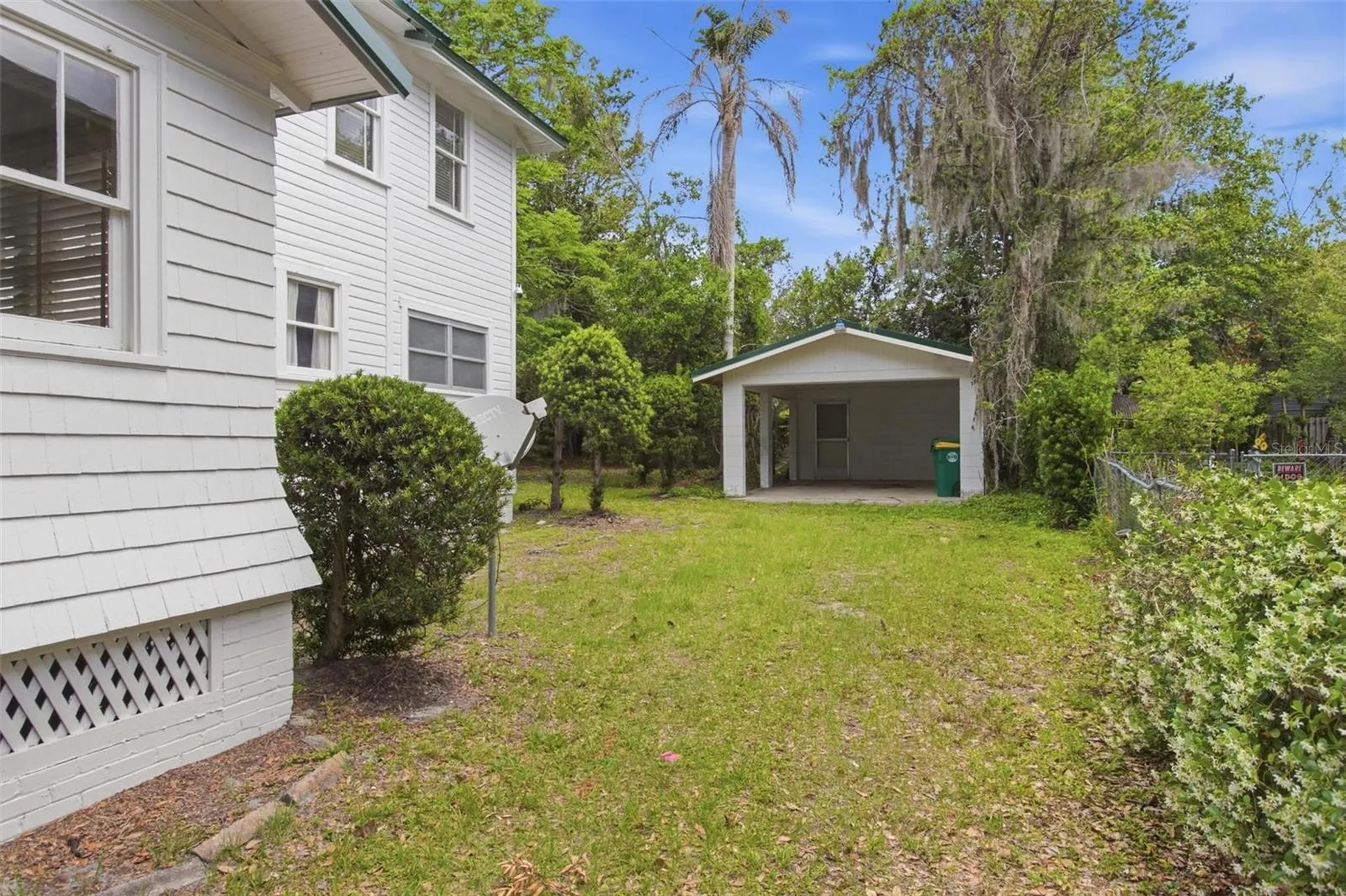 533 N Sans Souci Avenue Deland FL 32720
