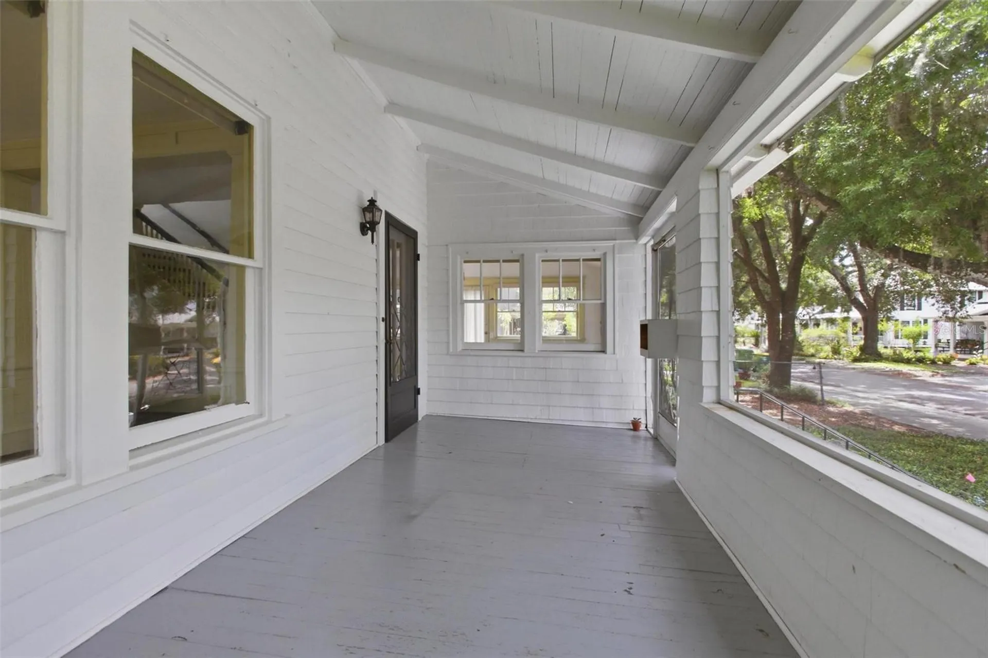 533 N Sans Souci Avenue Deland FL 32720