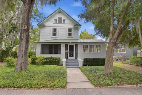 533 N Sans Souci Avenue Deland FL 32720