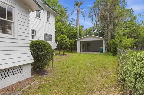 533 N Sans Souci Avenue Deland FL 32720