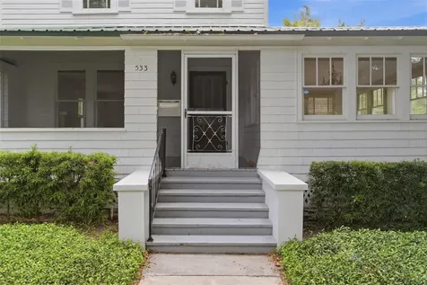 533 N Sans Souci Avenue Deland FL 32720