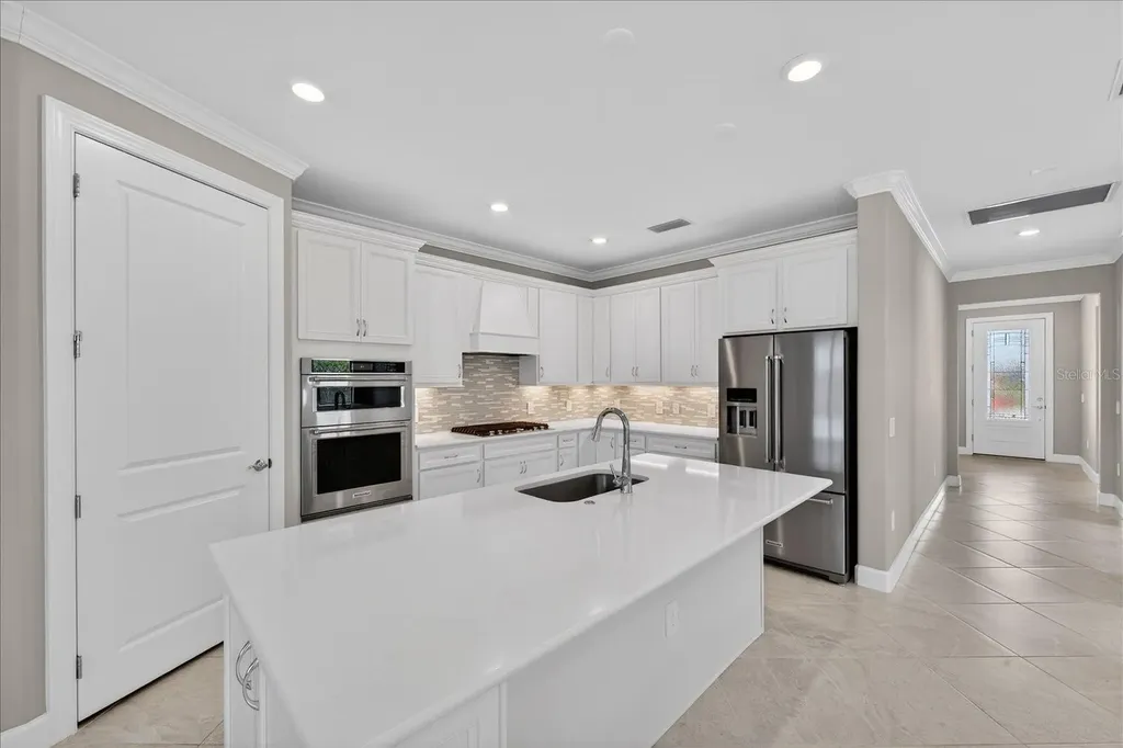 18025 Harwich Place Bradenton FL 34202