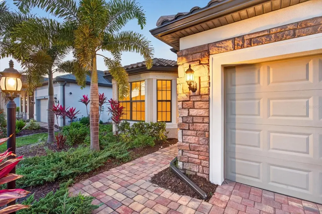 18025 Harwich Place Bradenton FL 34202