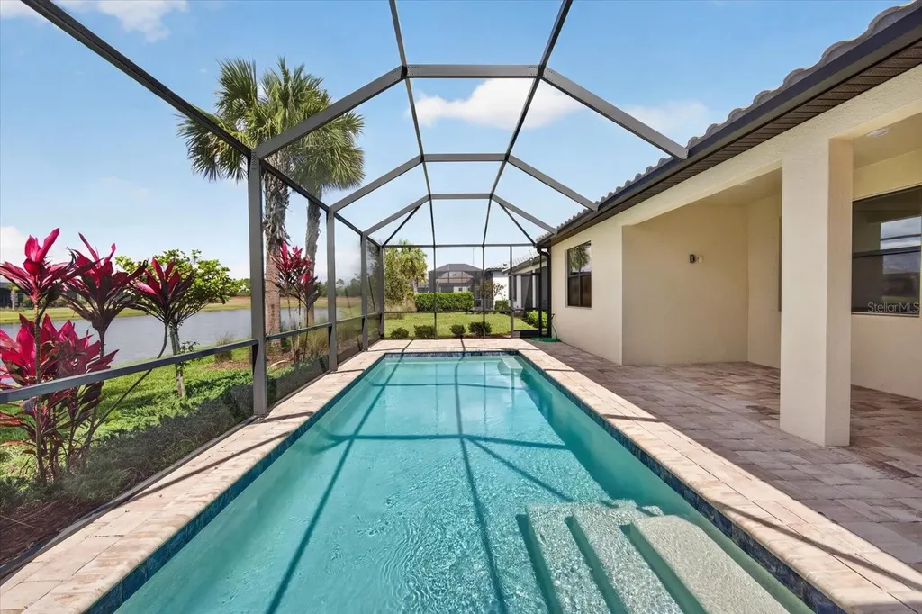 18025 Harwich Place Bradenton FL 34202