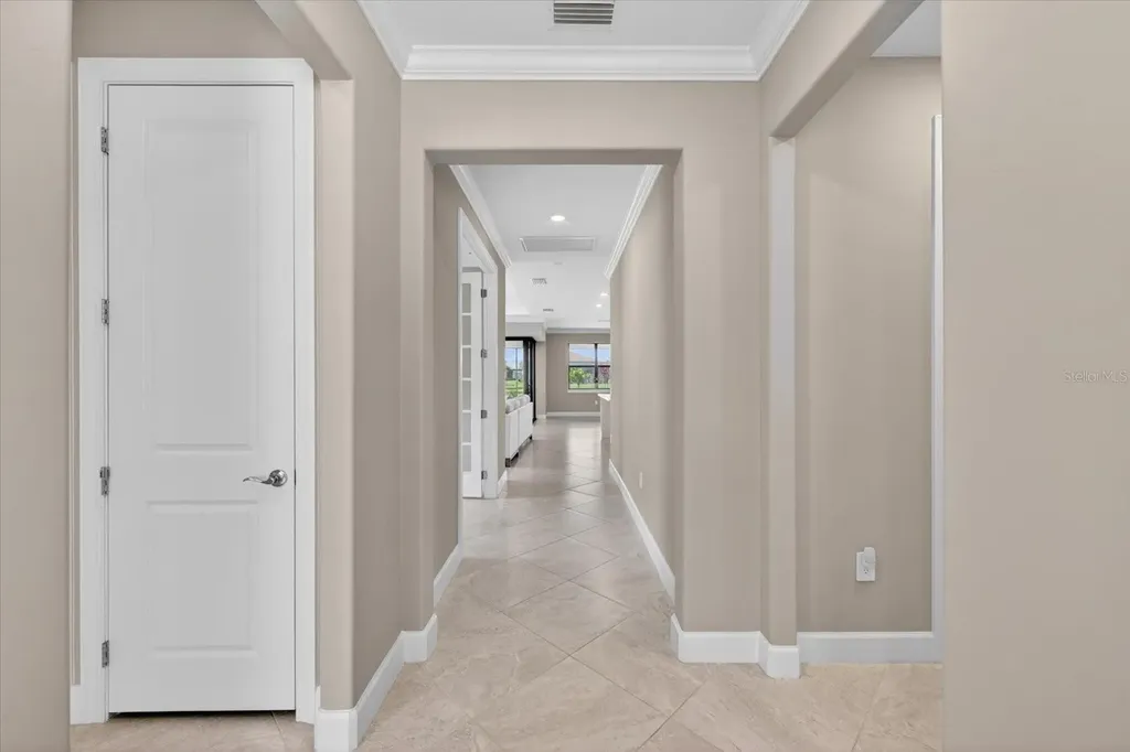 18025 Harwich Place Bradenton FL 34202