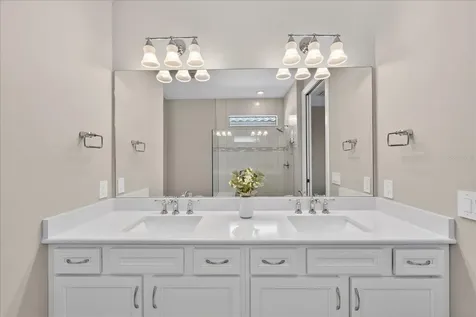 18025 Harwich Place Bradenton FL 34202