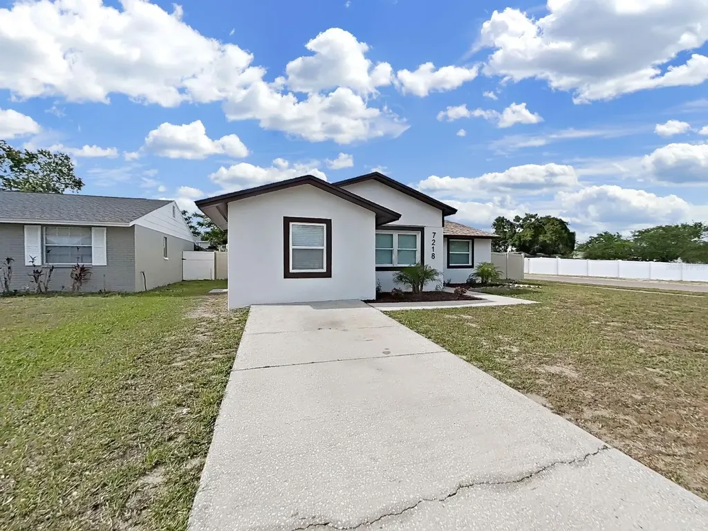 7218 Lunita Court Tampa FL 33625