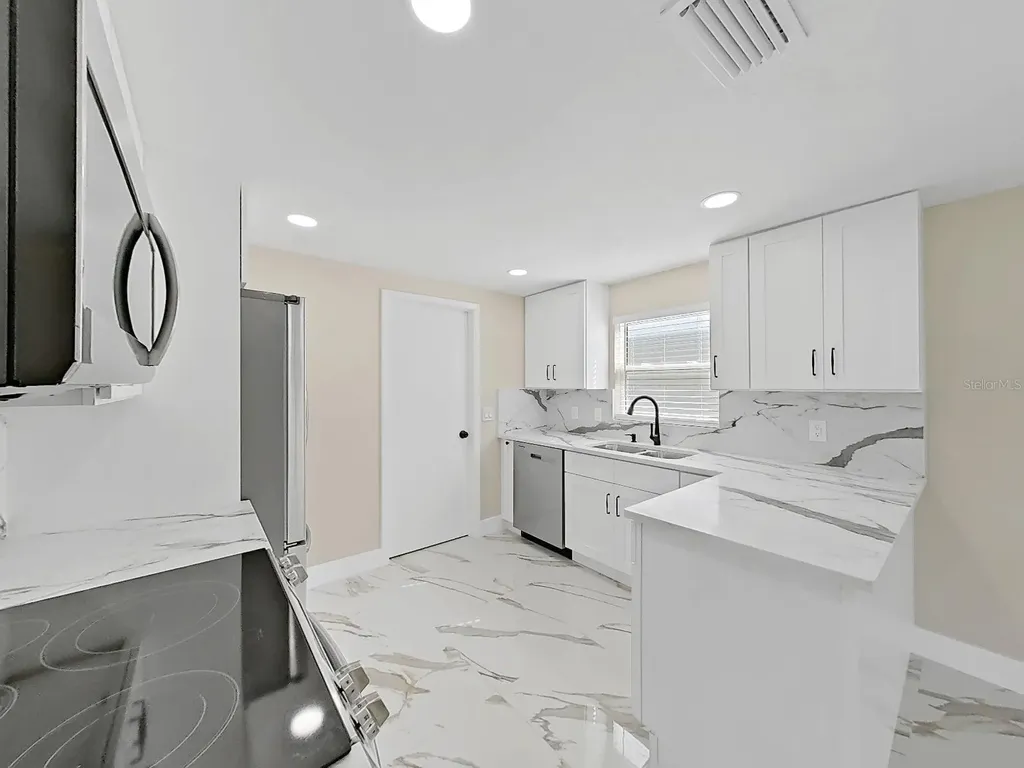 7218 Lunita Court Tampa FL 33625
