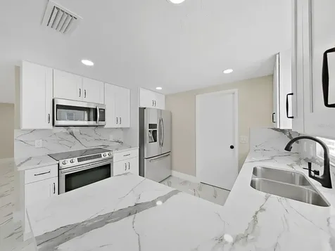 7218 Lunita Court Tampa FL 33625