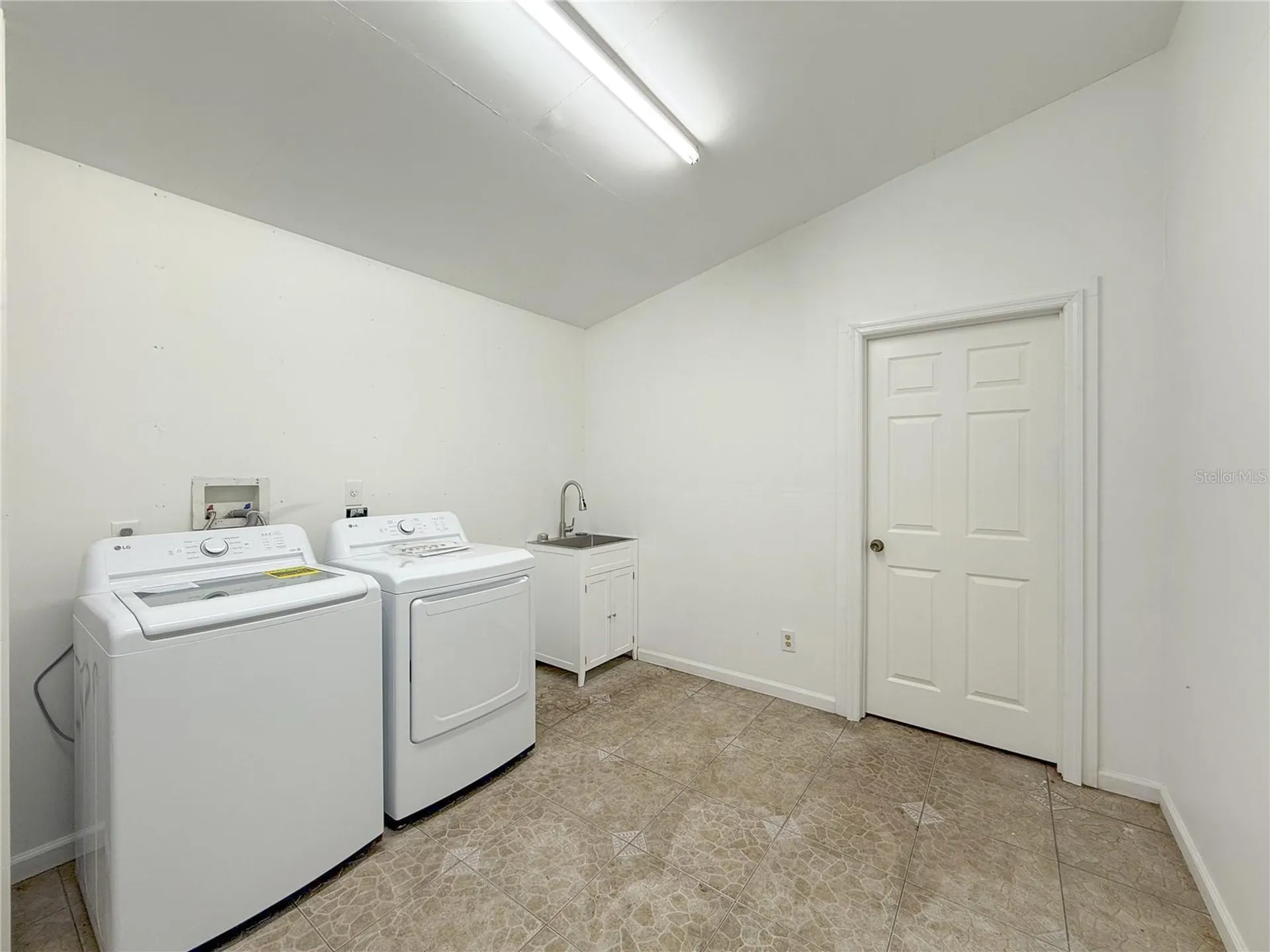 2827 Sanctuary Lane Winter Garden FL 34787