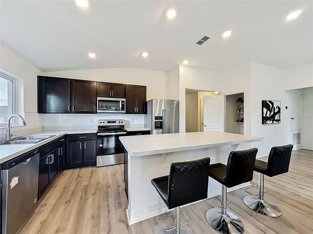 1507 Geranium Drive Mascotte FL 34753