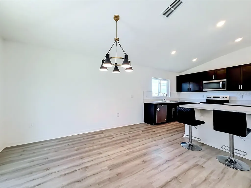 1507 Geranium Drive Mascotte FL 34753