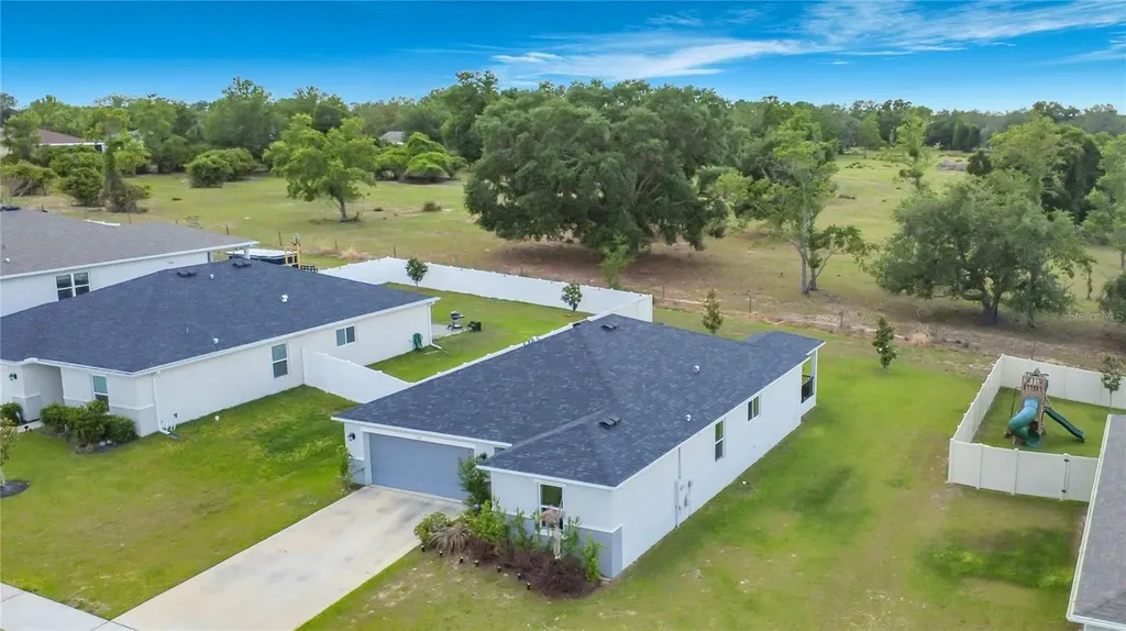1507 Geranium Drive Mascotte FL 34753
