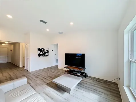 1507 Geranium Drive Mascotte FL 34753