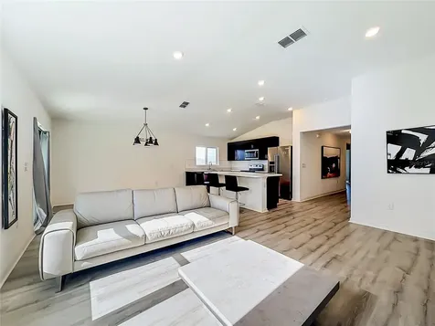 1507 Geranium Drive Mascotte FL 34753