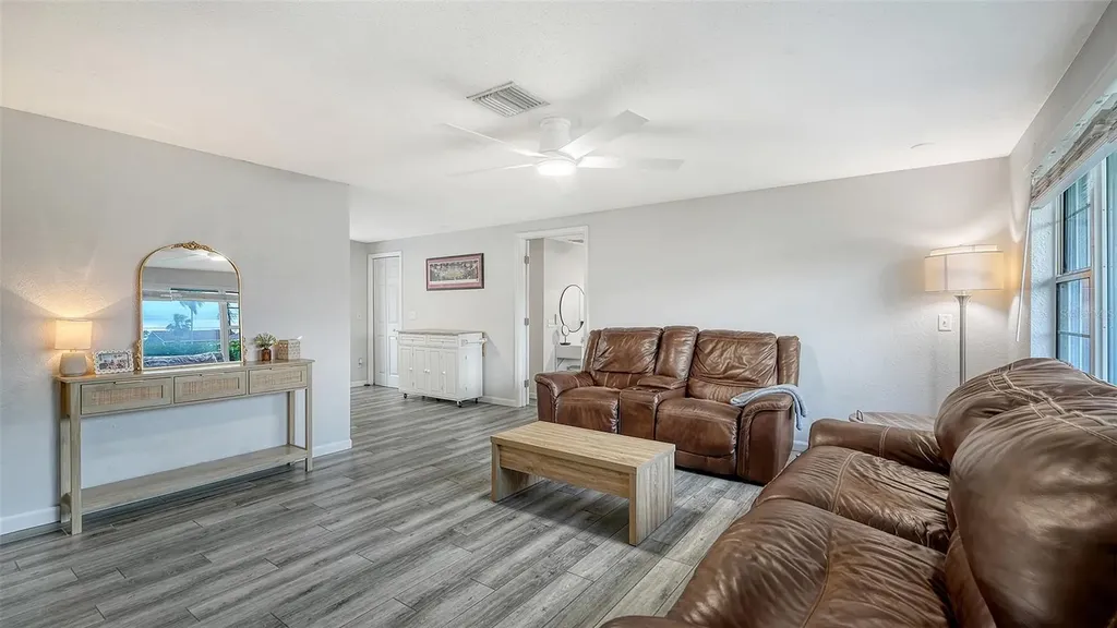 311 44th Street Court W Palmetto FL 34221