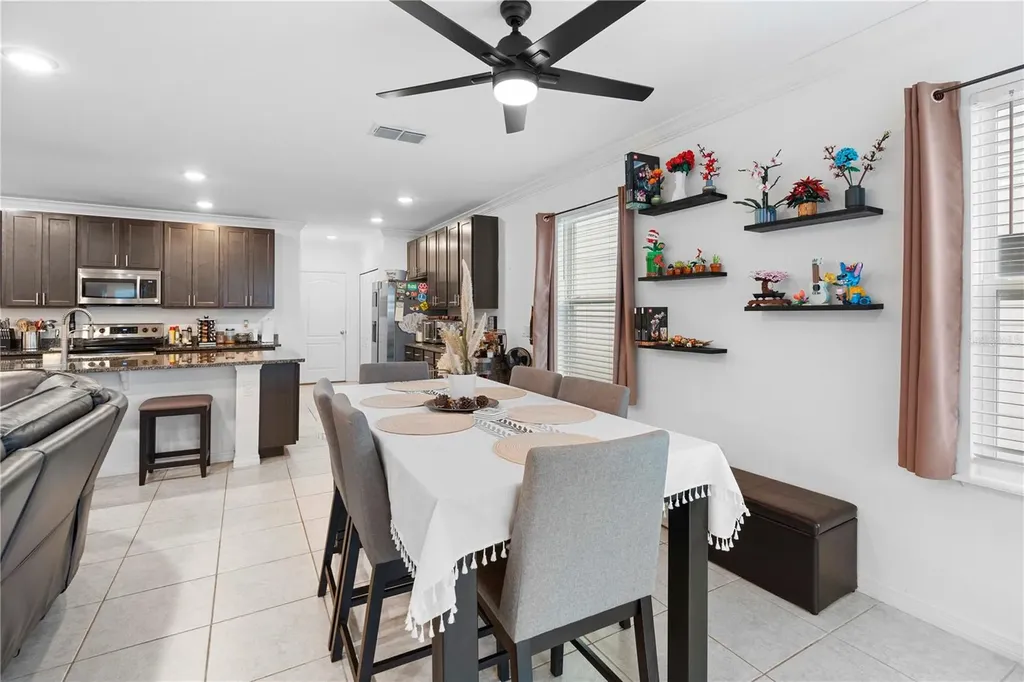 164 E Fiesta Key Loop Deland FL 32720