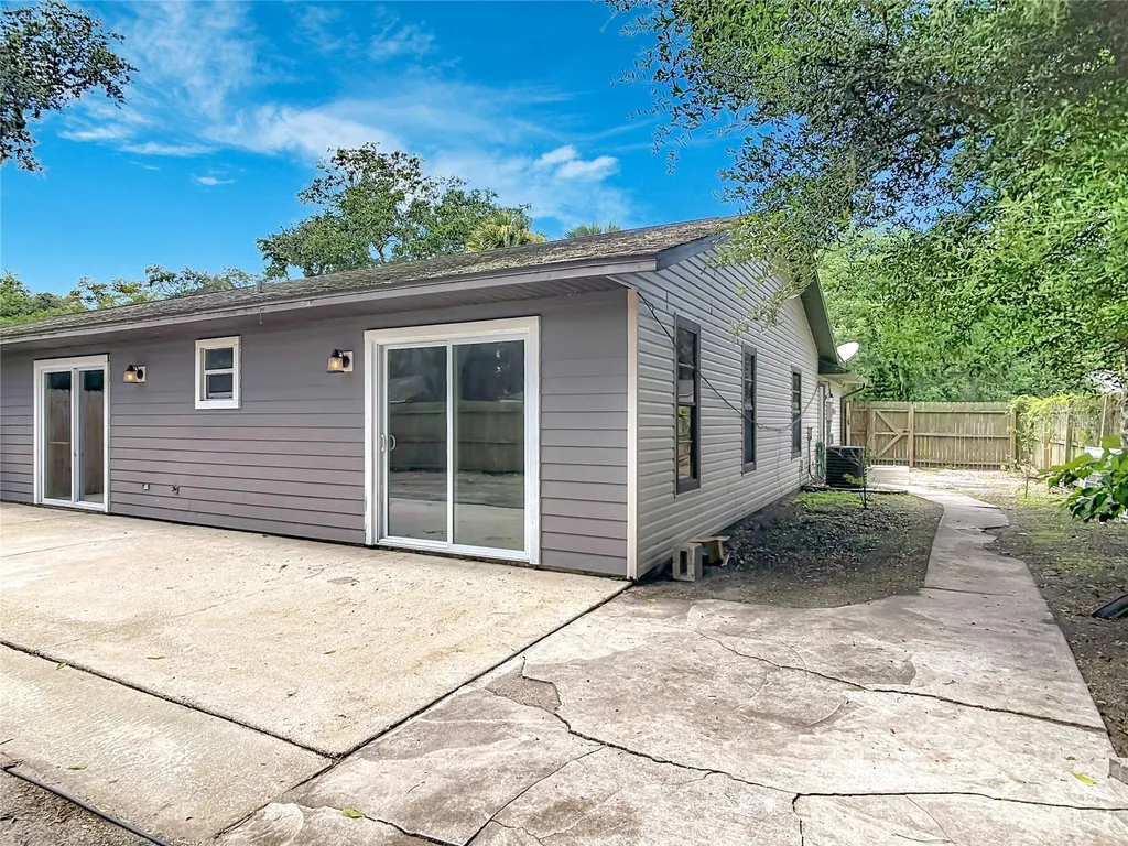 1302 Bond Street Edgewater FL 32132