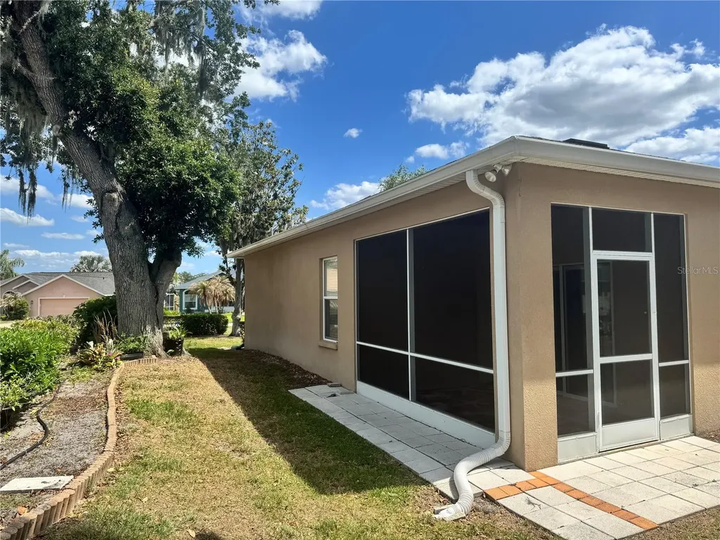 4456 Winding Oaks Circle Mulberry FL 33860