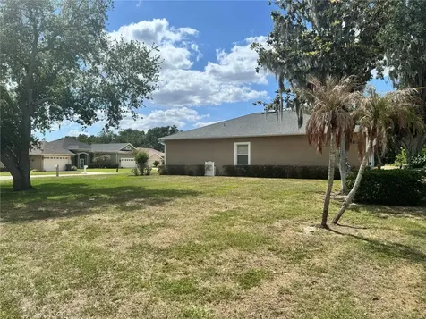 4456 Winding Oaks Circle Mulberry FL 33860