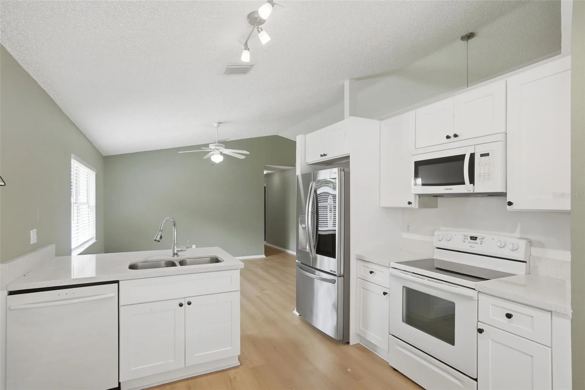 2308 Donegan Place Orlando FL 32826