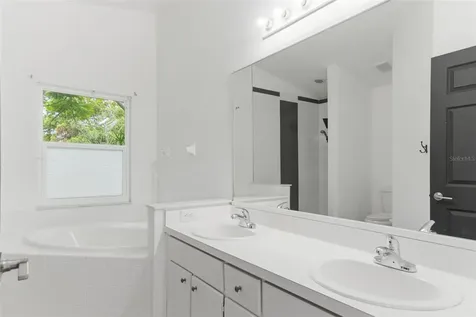 2308 Donegan Place Orlando FL 32826