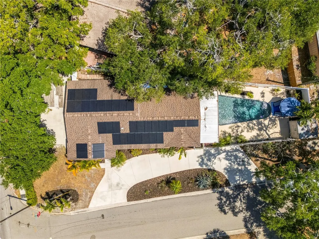 8187 23rd Avenue N St Petersburg FL 33710