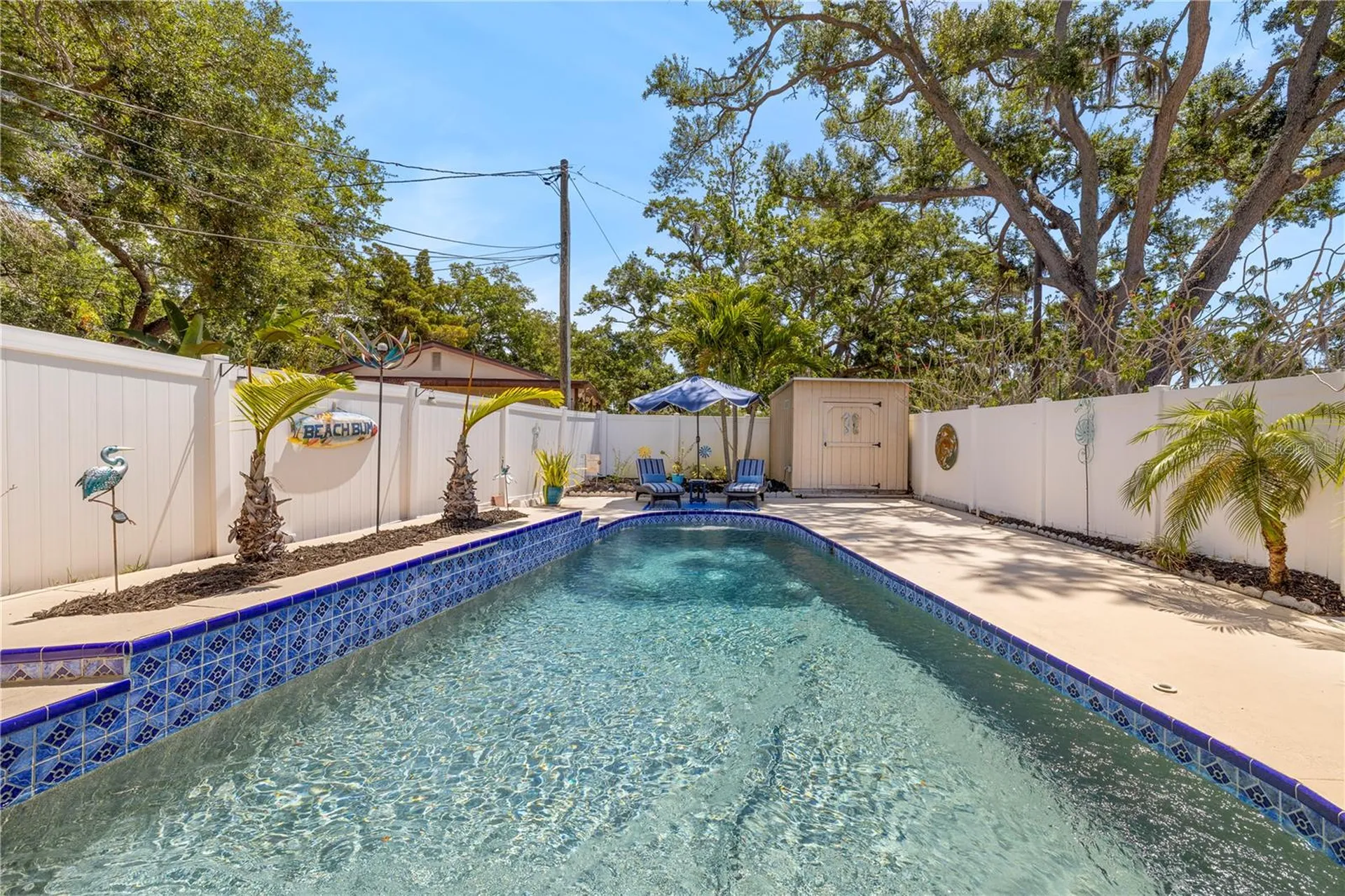 8187 23rd Avenue N St Petersburg FL 33710